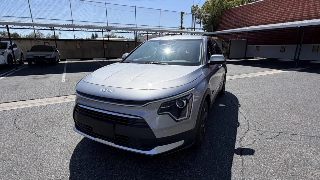 2026 KIA NIRO LX Front Driver-Side Angle