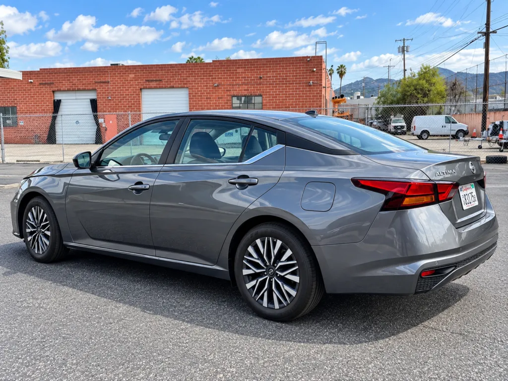 2026 Nissan Altima 2.5 SV Sedan 4D Rear Driver View