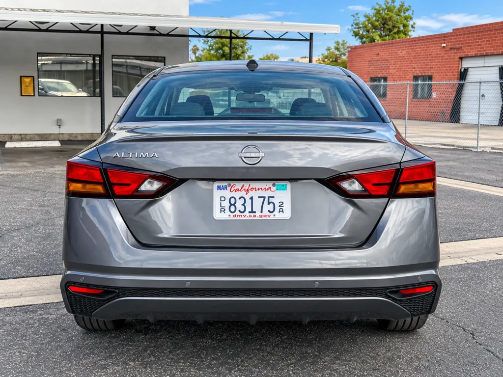 2026 Nissan Altima 2.5 SV Sedan 4D Rear View